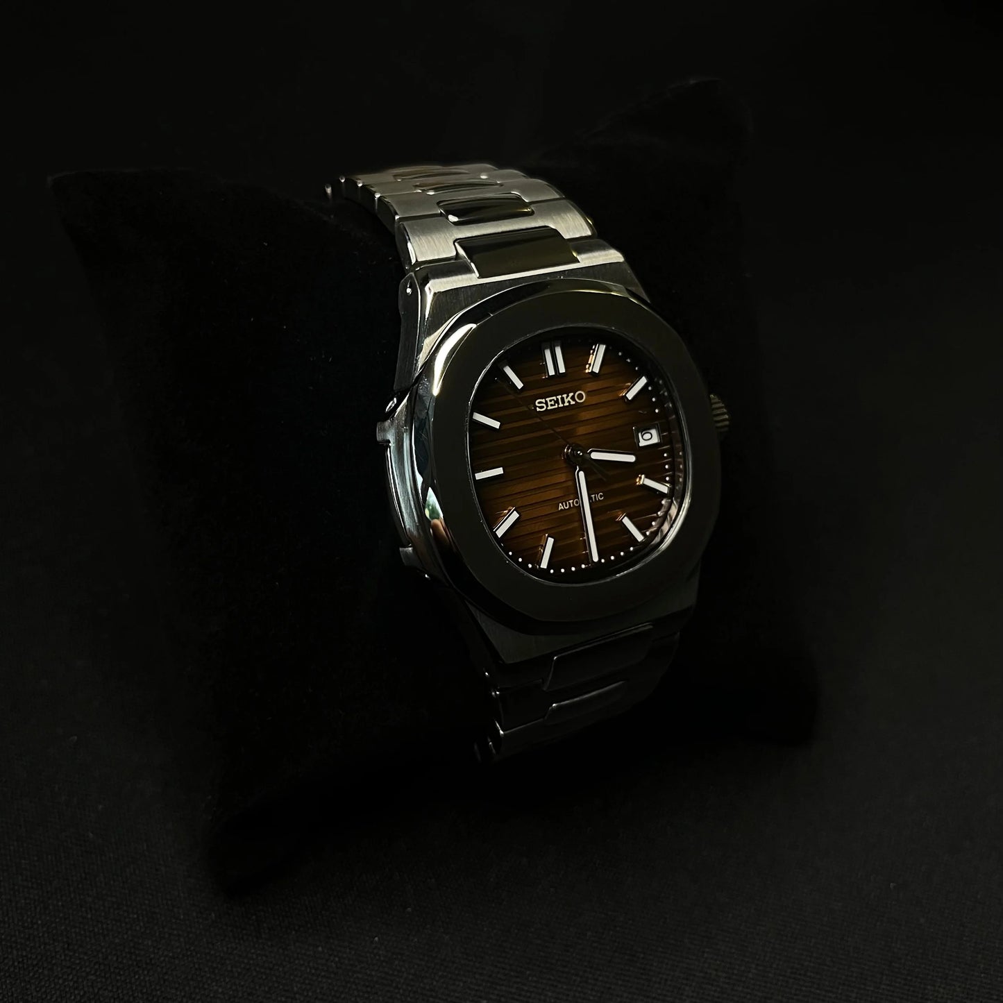 Nautiko Brown