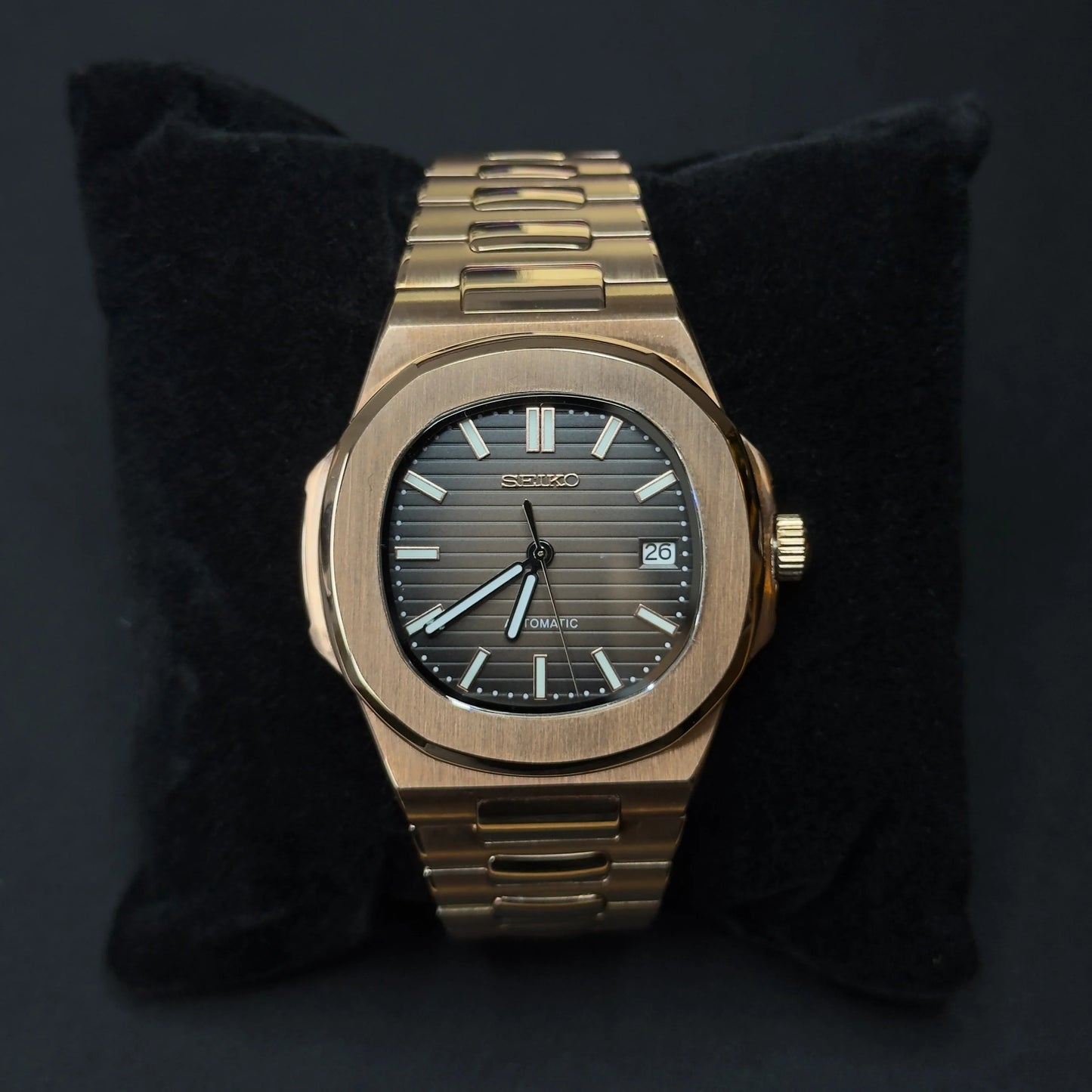 Nautiko Rose Gold Brown