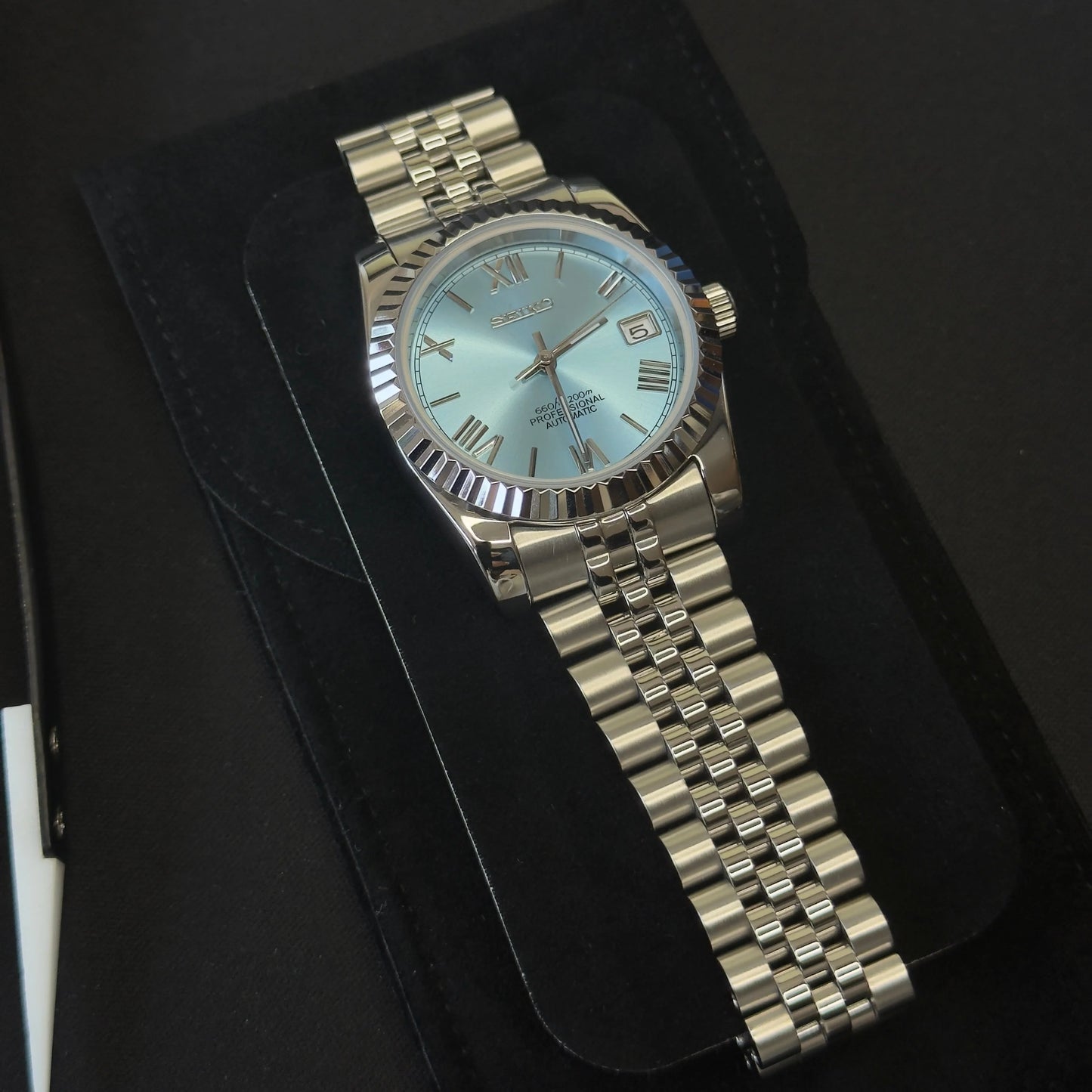 Just Ice Blue Roman